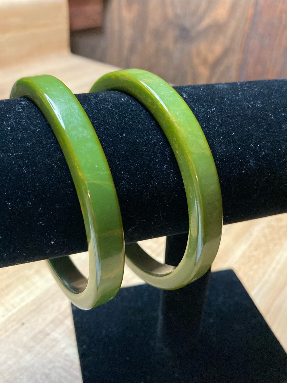 Polished Green Bakelite Bangle Bracelet Set for Women